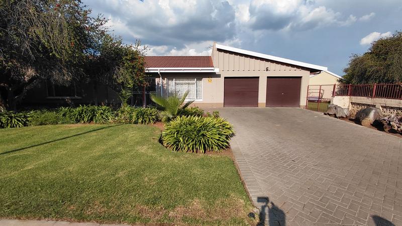 6 Bedroom Property for Sale in Fauna Free State